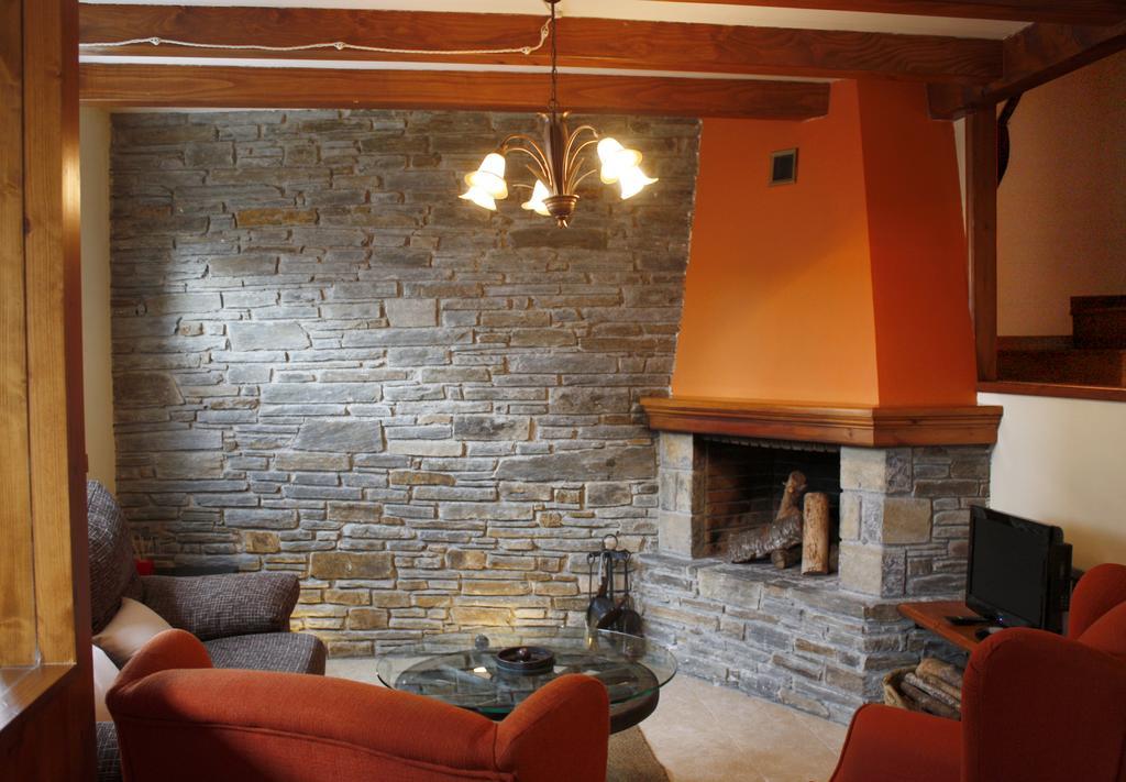 Apartamentos Valle De Aran Mont ห้อง รูปภาพ