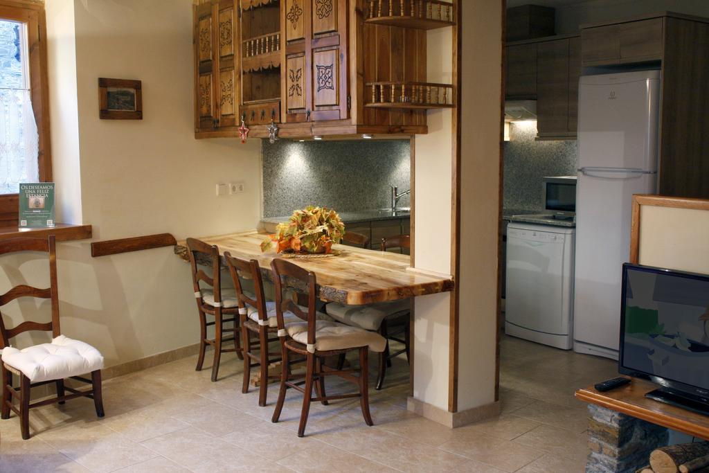 Apartamentos Valle De Aran Mont ภายนอก รูปภาพ